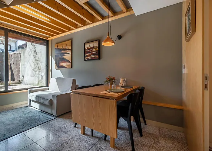 Orange A Semesterbostad Oporto